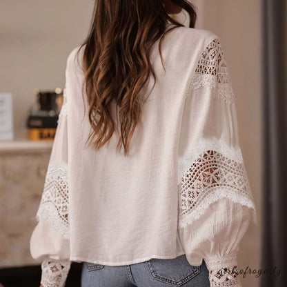 Classic Vintage Top with a Flattering Fit