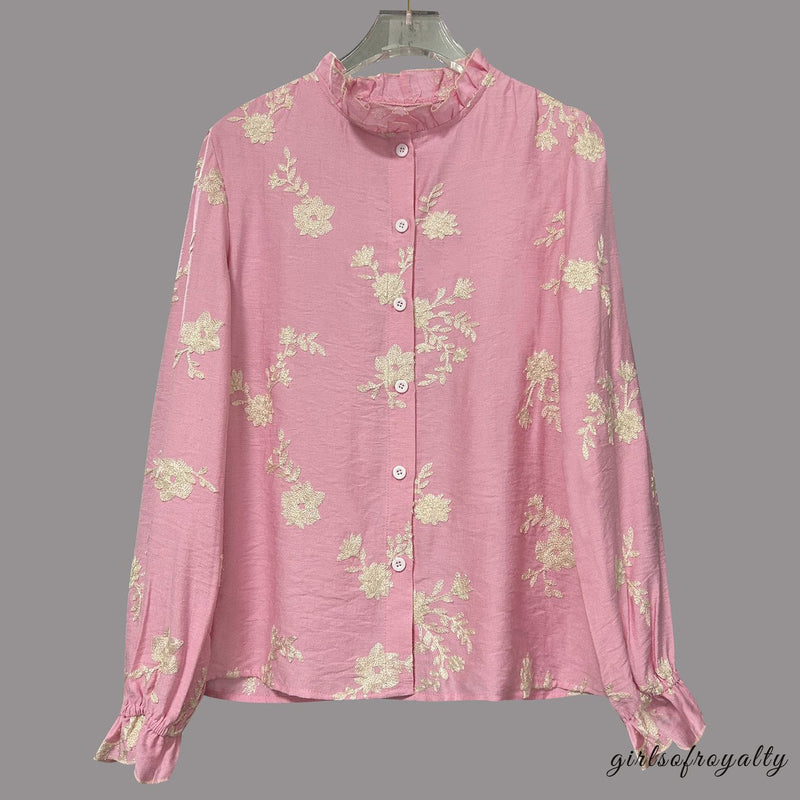 Beautifully Crafted Blouse in a Classic Style