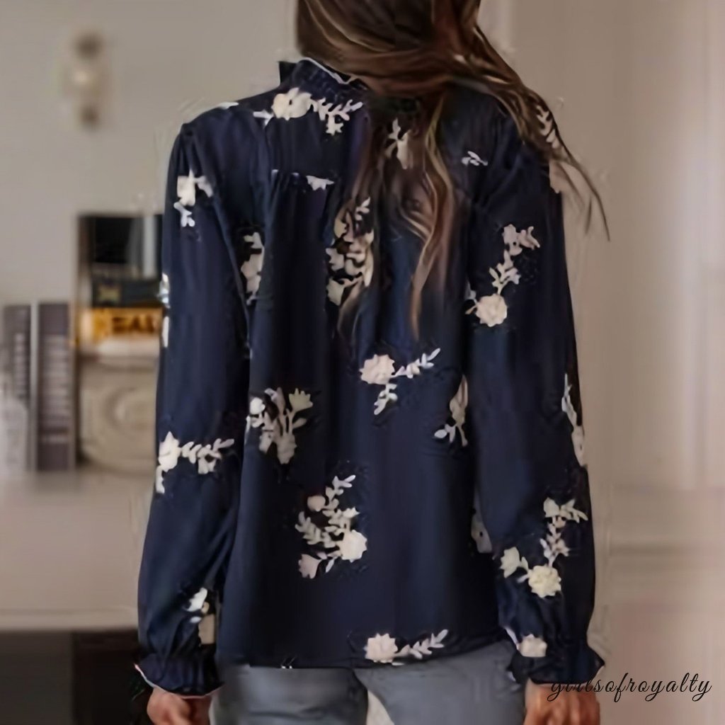 Beautifully Crafted Blouse in a Classic Style