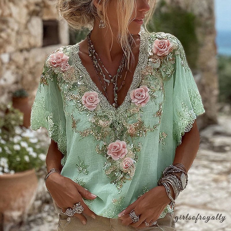 Beautifully Finished T-Shirt in a Timeless Design