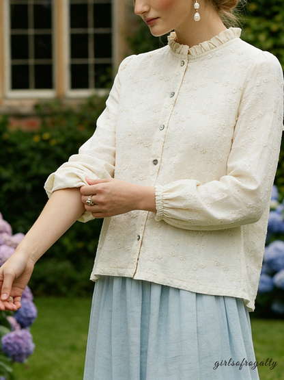 Beautifully Finished Shirt in a Timeless Design