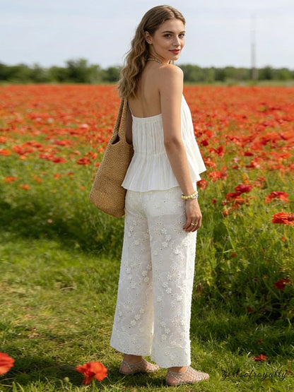 Classic Vintage Pants with a Flattering Fit