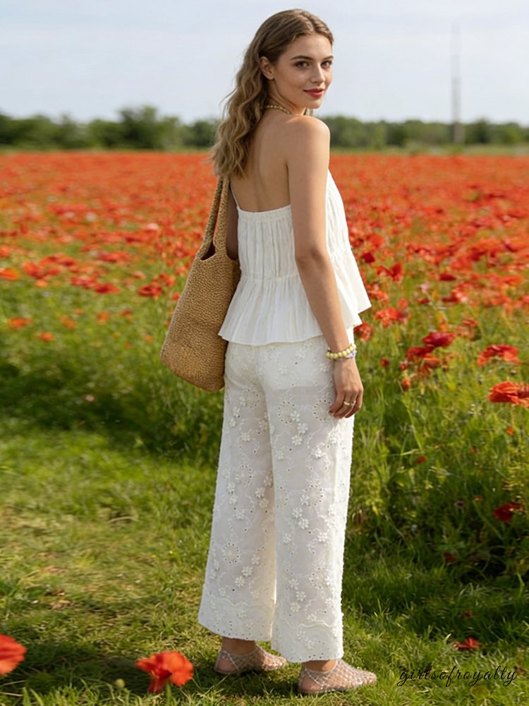 Classic Vintage Pants with a Flattering Fit