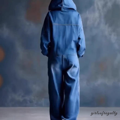 Effortlessly Elegant Garment with a Timeless Design