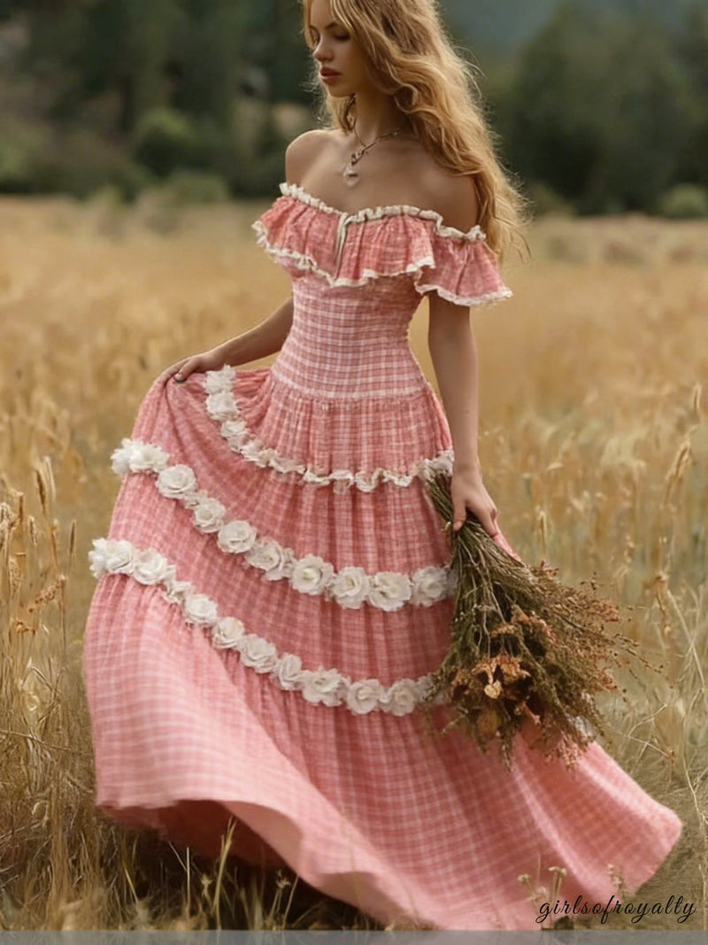 Gracefully Styled Dress for Any Occasion