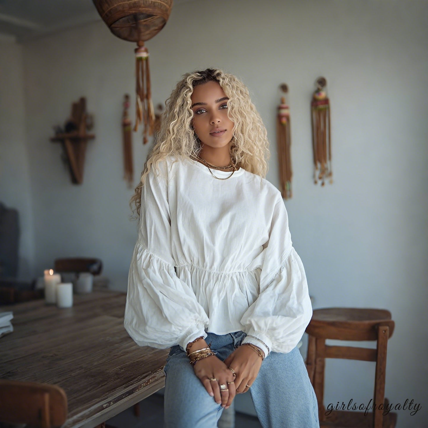 Effortlessly Elegant Top with a Timeless Design