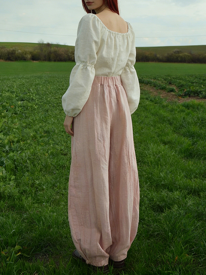 Classic Vintage Trousers with a Flattering Fit