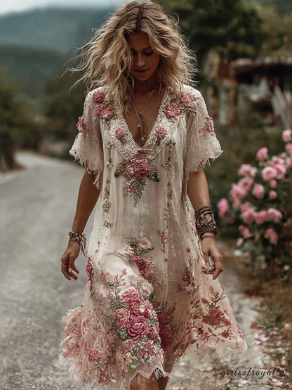 Well Tailored Dress with a Graceful Silhouette