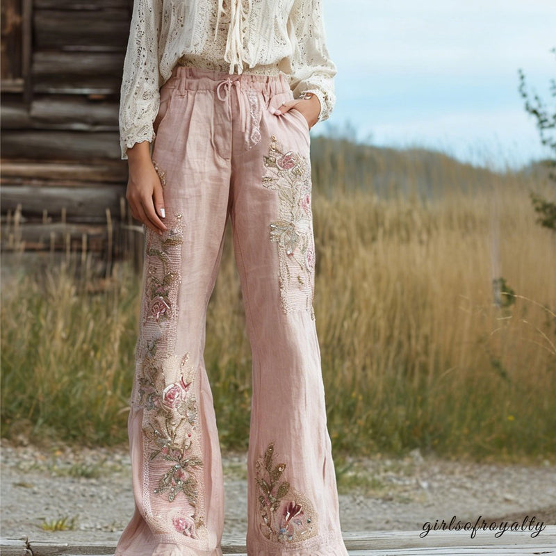 Effortlessly Elegant Pants with a Timeless Design