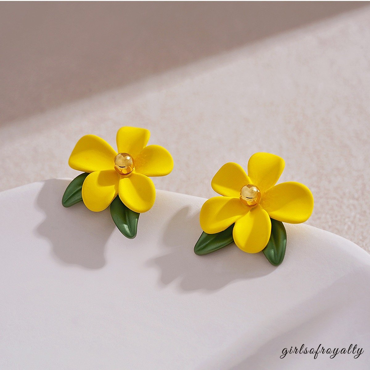 Elegant Earring for Every Occasion