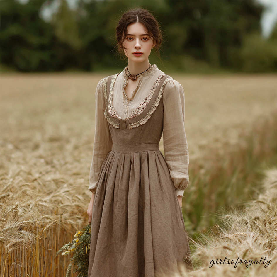 Beautifully Finished Dress in a Timeless Design