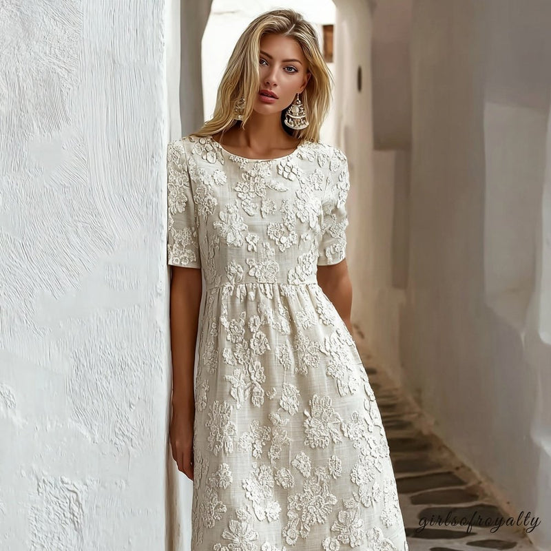 Sophisticated Dress with a Clean Classic Look
