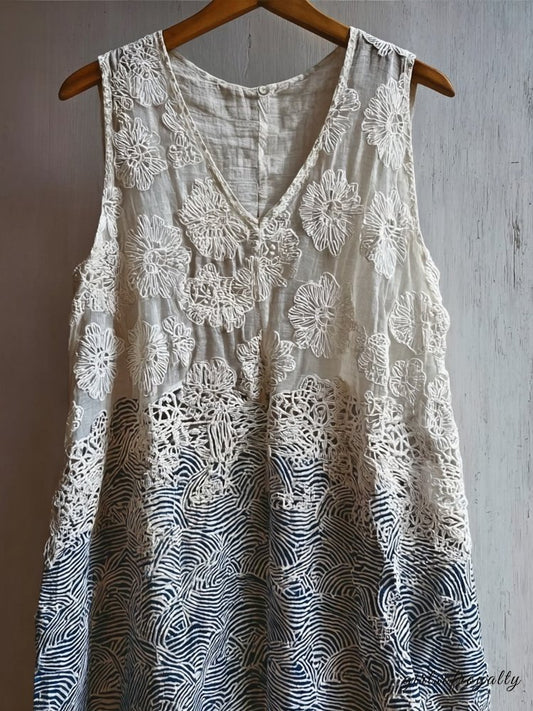 Well Tailored Top with a Graceful Silhouette