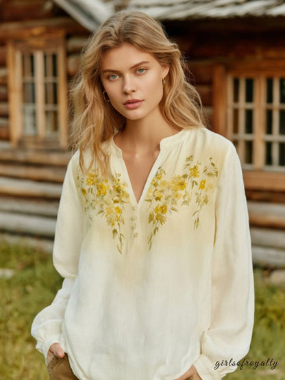 Effortlessly Elegant T-Shirt with a Timeless Design