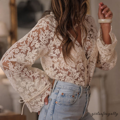 Classic Vintage & Enduringly Stylish Top