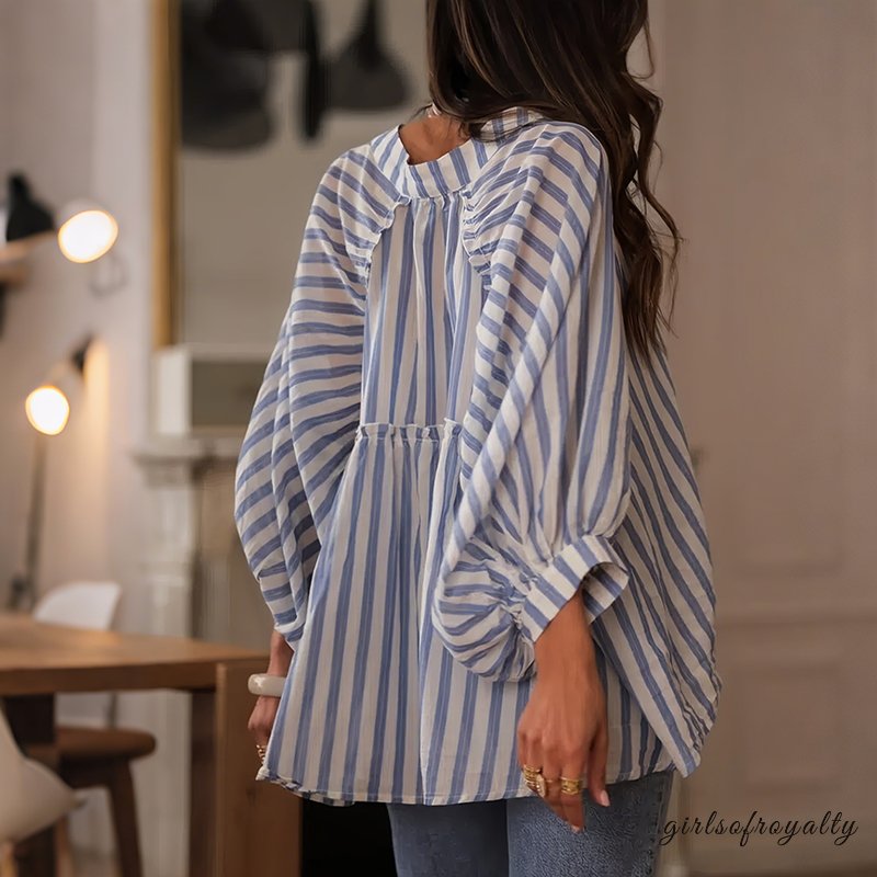 Effortlessly Elegant Top with a Timeless Design