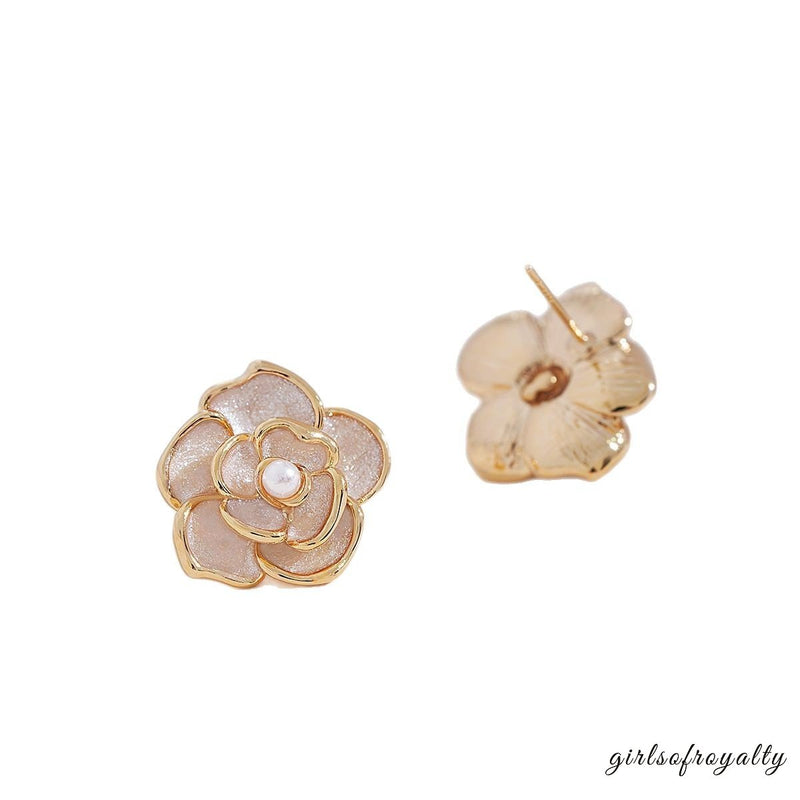 Romantic Earring for Special Moments