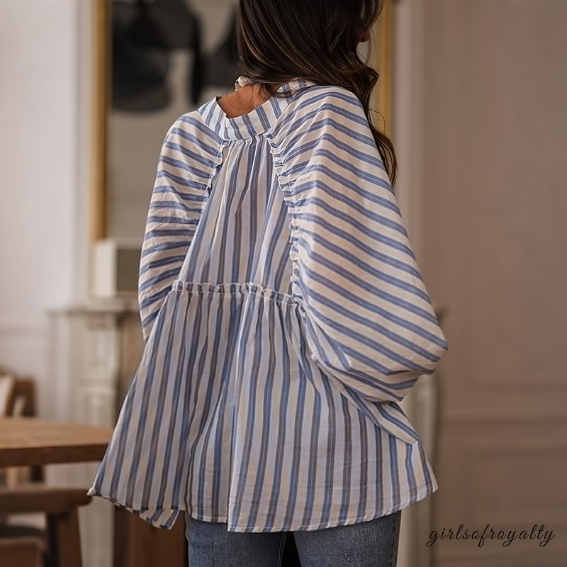 Effortlessly Elegant Top with a Timeless Design