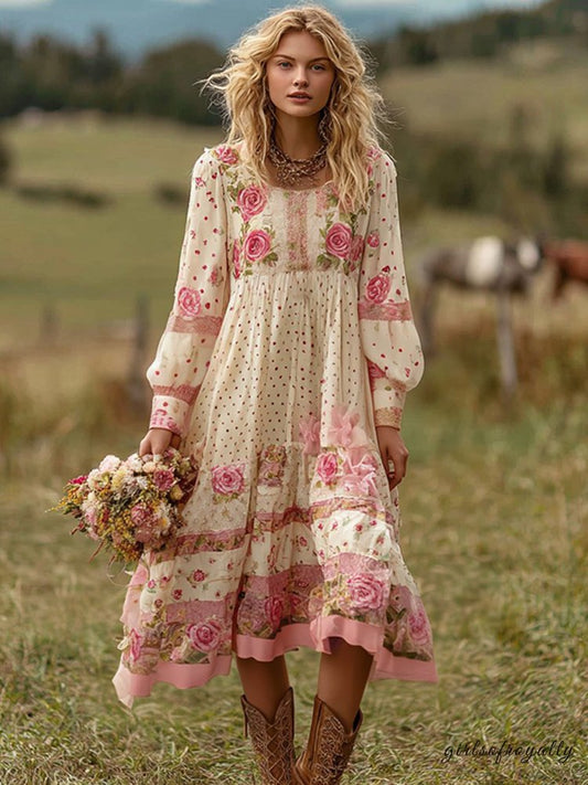 Classic Vintage Dress with a Flattering Fit