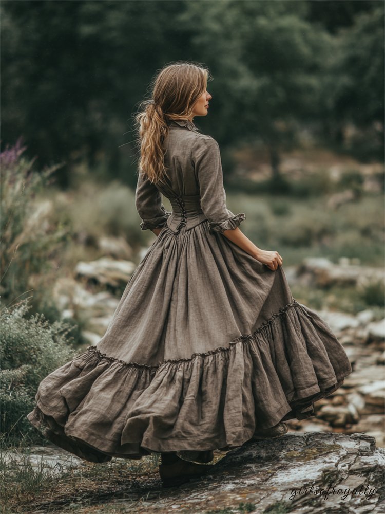 Classic Vintage & Enduringly Stylish Dress
