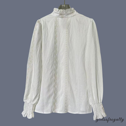 Elegantly Styled Blouse for Everyday Wear