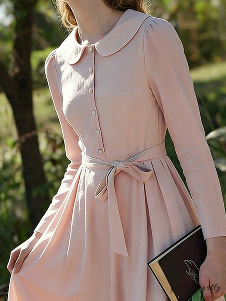 Sophisticated Dress with a Clean Classic Look