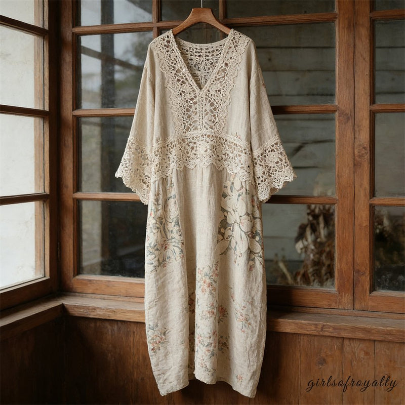 Classic Vintage Dress with a Flattering Fit